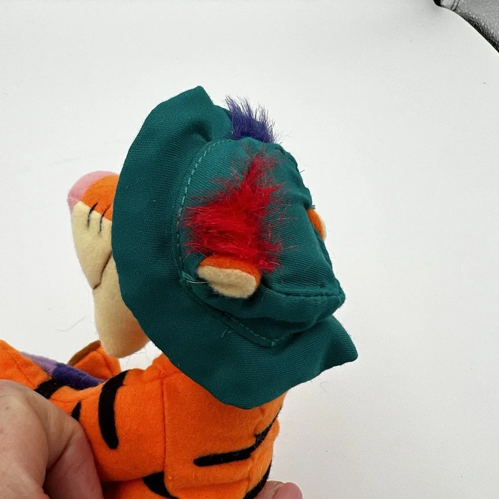 Vintage 1998 Mattel Disney Winnie the Pooh Tigger‎ Plush Fishing Stuffed Animal